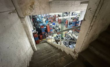 LOCAL / DEPÓSITO EN ALQUILER – 1.200 m² V. ALSINA