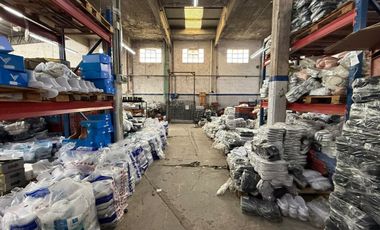 LOCAL / DEPÓSITO EN ALQUILER – 1.200 m² V. ALSINA