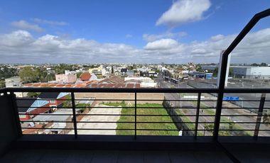 MONOAMBIENTE EN VENTA EN AVELLANEDA BALCÓN PISCINA