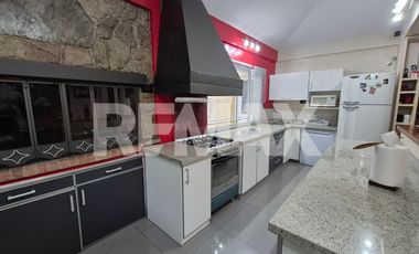 CASA EN VENTA | LOTEO EL CID PLOTTIER