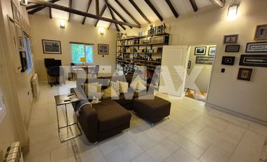 CASA EN VENTA | LOTEO EL CID PLOTTIER