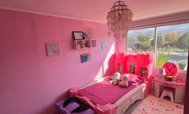 EXCLUSIVA RESIDENCIA EN CONDOMINIO PRIVADO SANTA ELENA