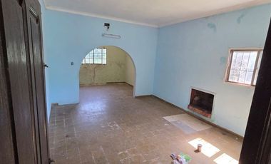 VENTA CASA 2 DORM  COCH PATIO VERDE EN L. PAIVA