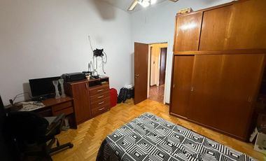 VENTA CASA 4 AMBIENTES EN EZPELETA