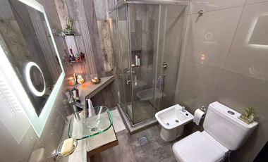 VENTA CASA 4 AMBIENTES EN EZPELETA
