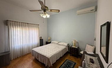 VENTA CASA 4 AMBIENTES EN EZPELETA