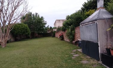 VIVIENDA MULTIFAMILIAR EN CLAYPOLE - GRAN TERRENO