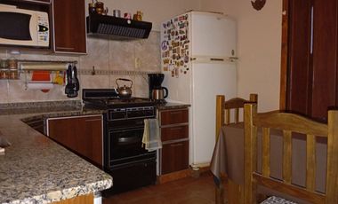 VIVIENDA MULTIFAMILIAR EN CLAYPOLE - GRAN TERRENO