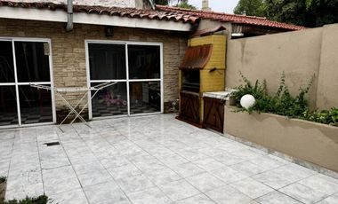 Venta PH 4 ambs. Exc. Ubicación. Quincho y Patio