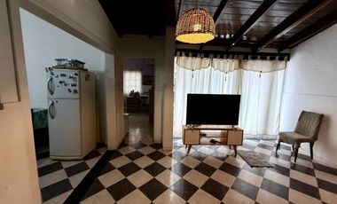 Venta PH 4 ambs. Exc. Ubicación. Quincho y Patio