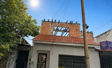 Venta PH 4 ambs. Exc. Ubicación. Quincho y Patio