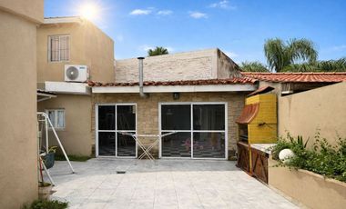 Venta PH 4 ambs. Exc. Ubicación. Quincho y Patio