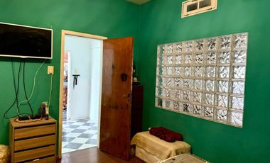 Venta PH 4 ambs. Exc. Ubicación. Quincho y Patio