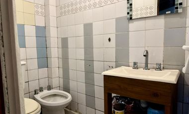Venta PH 4 ambs. Exc. Ubicación. Quincho y Patio