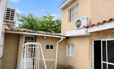 Venta PH 4 ambs. Exc. Ubicación. Quincho y Patio
