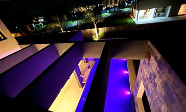 VENTA ESPECTACULAR CASA A ESTRENAR EN LAGOON PILAR