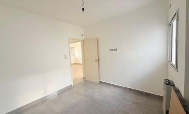 Casa dos dormitorios reciclada a nuevo