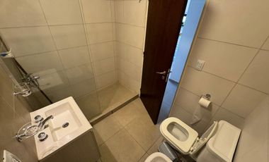 CASA DE 3 DORMITORIOS  A ESTRENAR