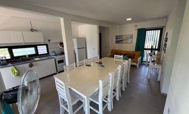 CASA DE 3 DORMITORIOS  A ESTRENAR