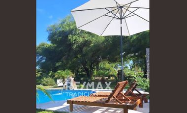 Quinta en venta en Cnia Benitez 8000 mts2 + salón.