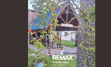 Quinta en venta en Cnia Benitez 8000 mts2 + salón.