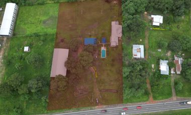 Quinta en venta en Cnia Benitez 8000 mts2 + salón.