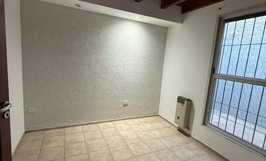 VENTA CASA HERMOSA EN LA CONSULTA