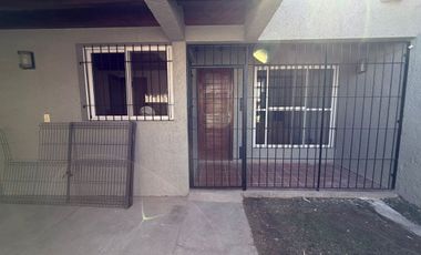 VENTA CASA HERMOSA EN LA CONSULTA