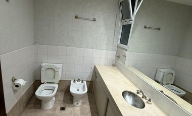 VENTA CASA HERMOSA EN LA CONSULTA
