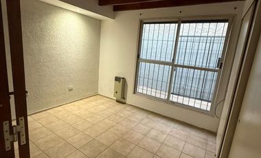 VENTA CASA HERMOSA EN LA CONSULTA