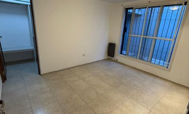 VENTA CASA HERMOSA EN LA CONSULTA