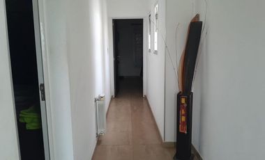 VENTA CASA 4 DORM. B° S.JUAN BAUTISTA C/PILETA V.M