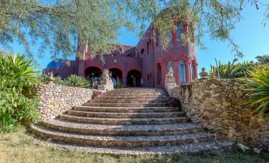 The Petite Castile, Otomi, San Miguel de Allende