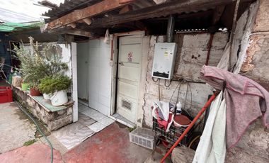Fuente de Soda 140 m2 útiles, 2.100 m2 terreno