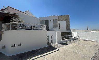 Casa en renta Fraccionamiento Cipreses