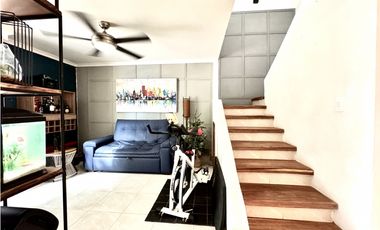 CASA EN VENTA EN CONJUNTO RESIDENCIAL