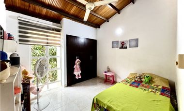 CASA EN VENTA EN CONJUNTO RESIDENCIAL