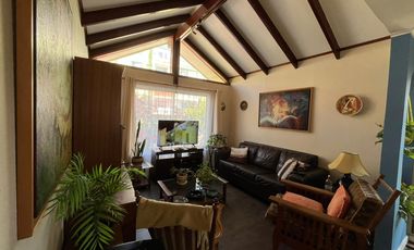 CASA 4D 2B CON ESTACIONAMIENTO Y PATIO EN LIMONARES