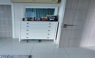One Tower Pratumnak – Beautiful Sea View Unit