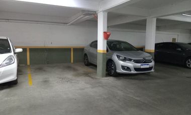 VENTA COCHERA CUBIERTA - VILLA BALLESTER