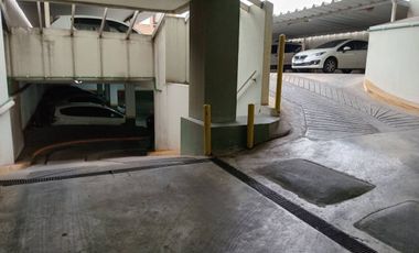 VENTA COCHERA CUBIERTA - VILLA BALLESTER