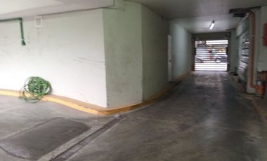 VENTA COCHERA CUBIERTA - VILLA BALLESTER