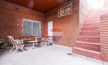 CASA EN VENTA LANUS MULTIFAMILIAR 3 UNIDAD PARQUE