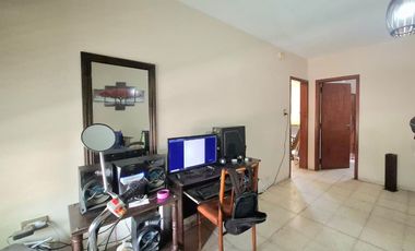 CASA EN VENTA PEHUAJO CON LOCAL COMERCIAL Y PATIO