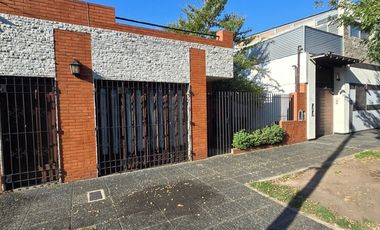 VENTA CASA 4 AMBIENTES, TAPIALES, LA MATANZA