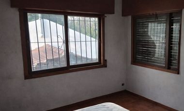 CASA EN VENTA A MTS DE LA ESTACION