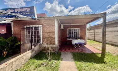 VENTA CASA 4AMB A RECICLAR GUERNICA