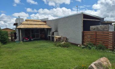 Oportunidad de Inversión, 2 Casas en 1 Villa Larca