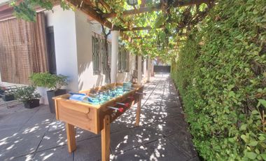 VENTA CASA 5D 2B SERVICIOS 2 PISOS  283/457 METRO ÑUÑOA