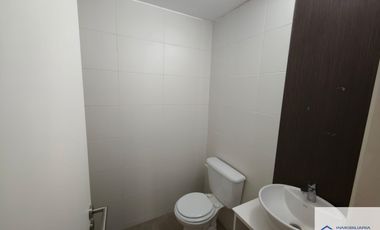Oficina en alquiler ubicado en Luzuriaga